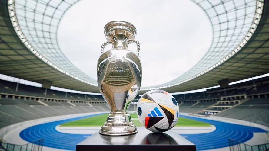 Cược Hiệp 1/toàn Trận (Half/Full Time Betting)